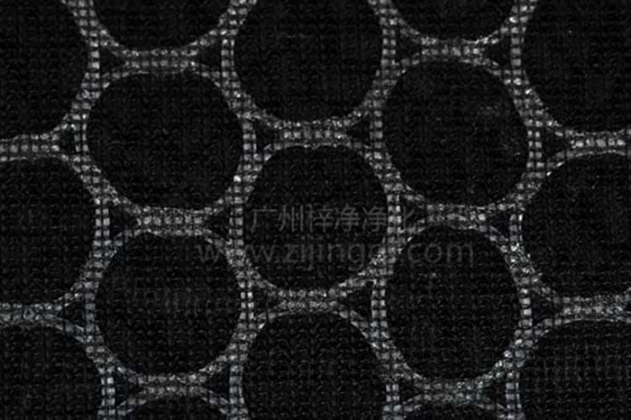 板式蜂窩活性炭過濾器具有比表面積大、吸附效率高、風阻小、壽命長等特點。