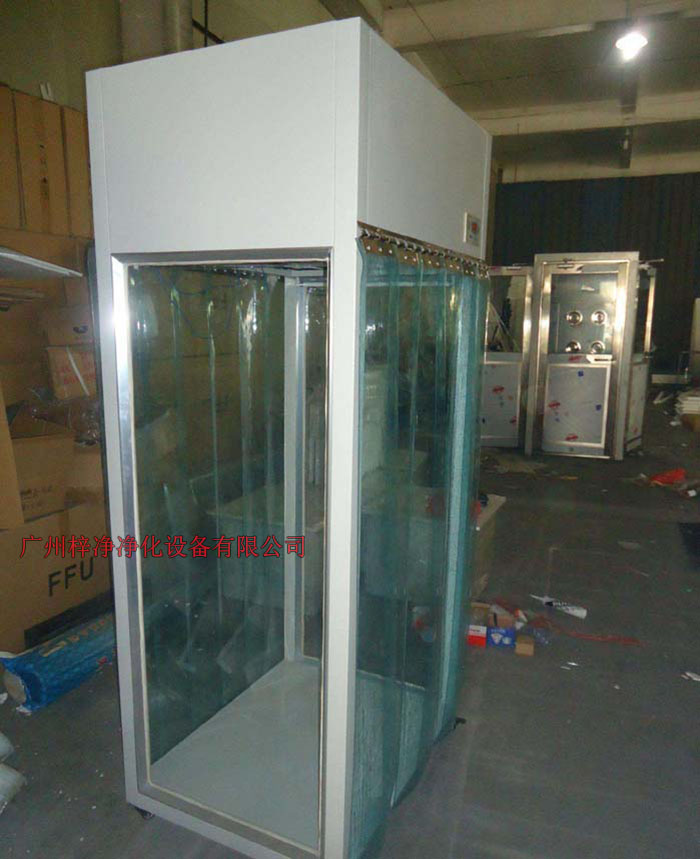 層流采樣車(chē)廣泛適用于醫(yī)藥、制劑、電子、精密儀器、儀表、食品等行業(yè)的特殊場(chǎng)合的原輔物料的采樣。